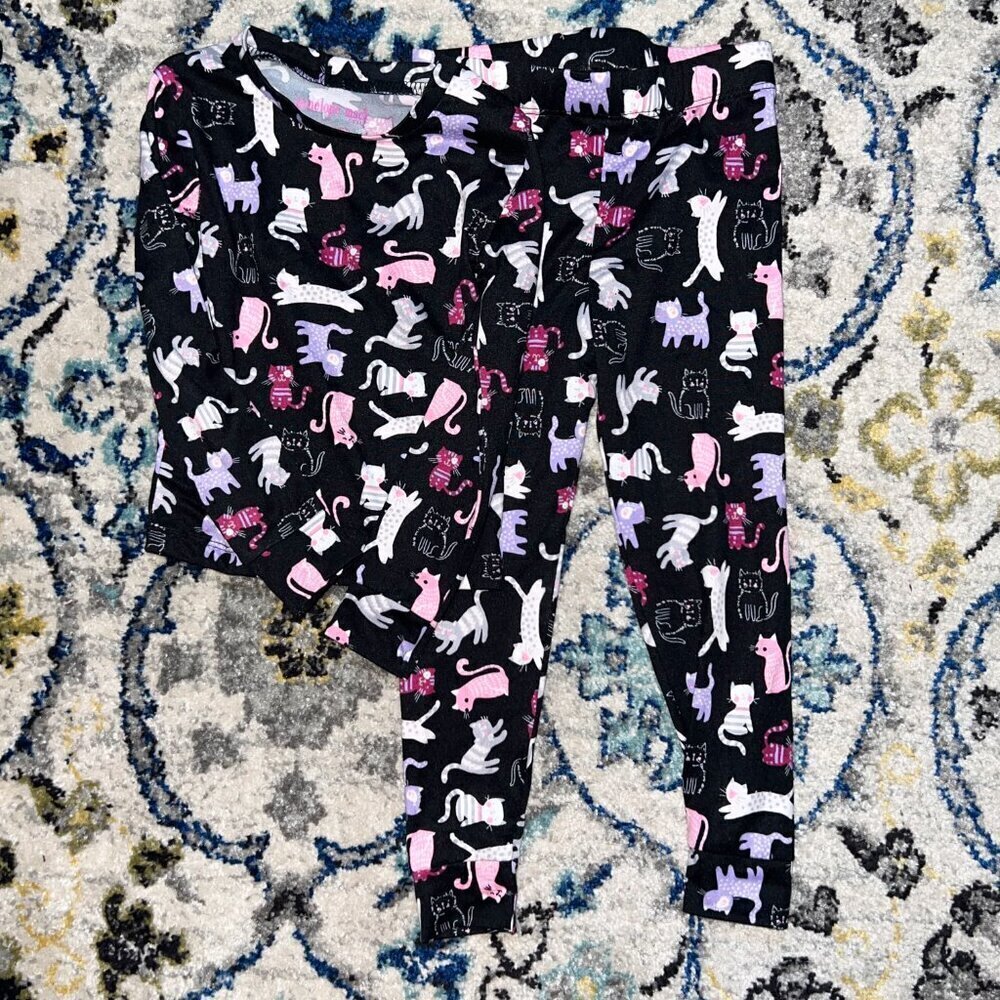 NWT Penelope Mack Soft 2-Piece Pajamas Bundle Size 24 Months - Picture 5 of 8
